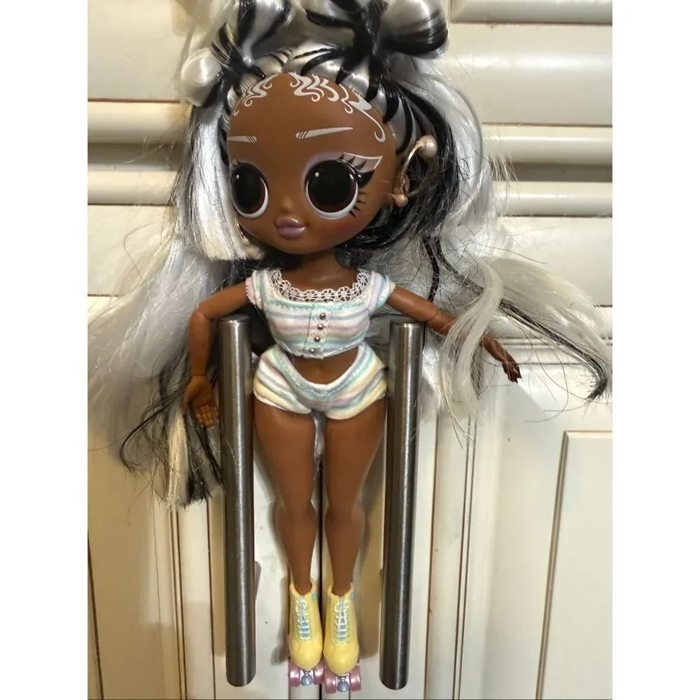 LOL Surprise OMG Color Changing Hair Sunshine Makeover Switches Fashion Doll 9”